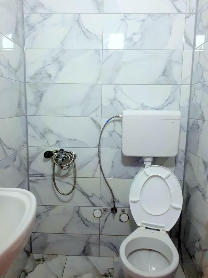 Edelweiss Hostel Štip Extérieur photo